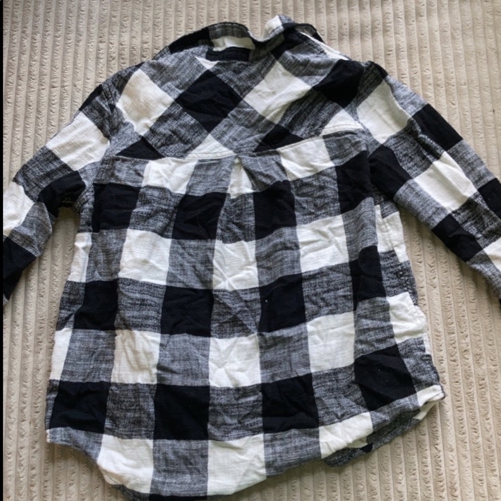 Plaid button-up - Picture 2 of 3